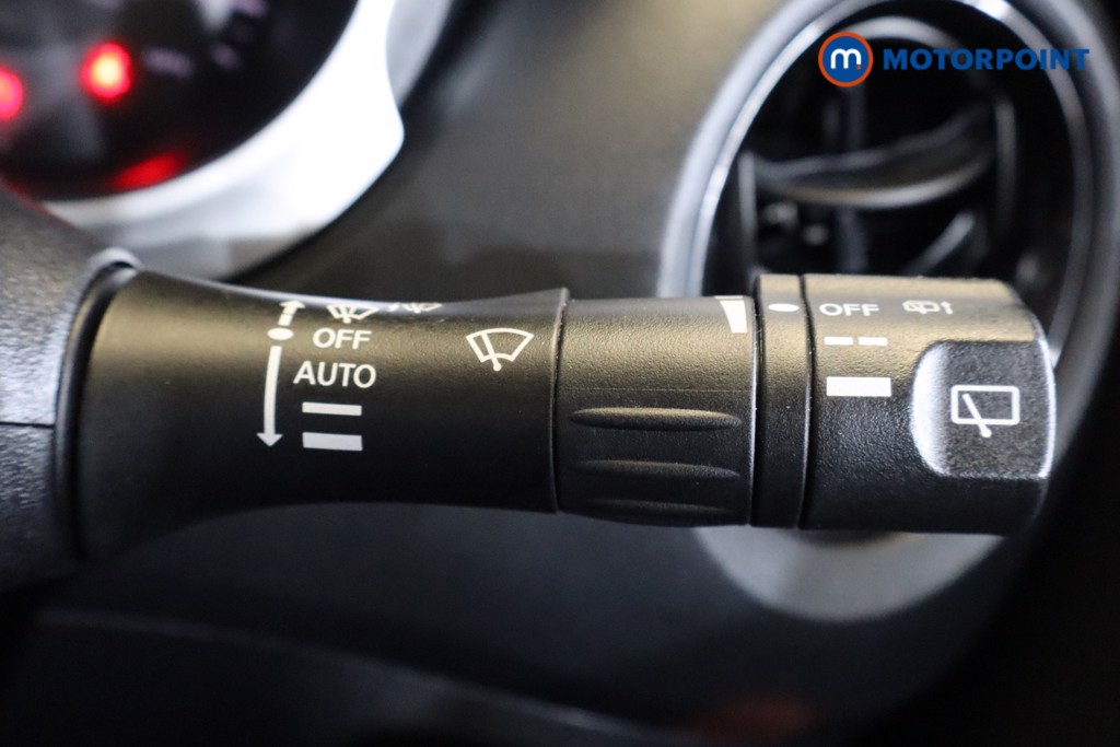Nissan Juke Bose Personal Edition Manual Petrol SUV - Stock Number (1538035) - 6th supplementary image