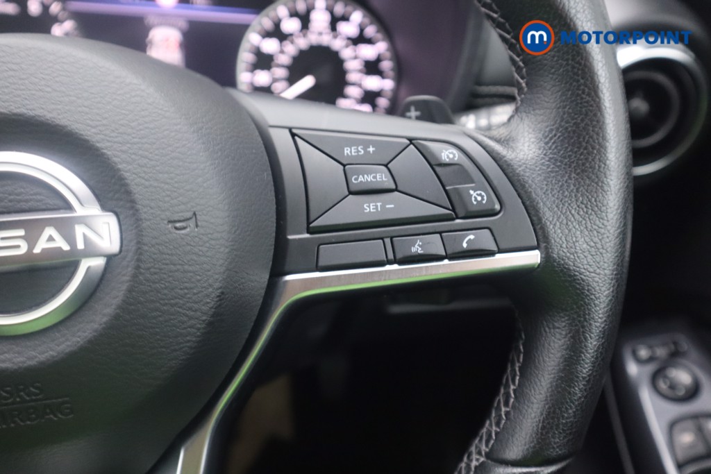 Nissan Juke N-Connecta Automatic Petrol SUV - Stock Number (1545556) - 6th supplementary image