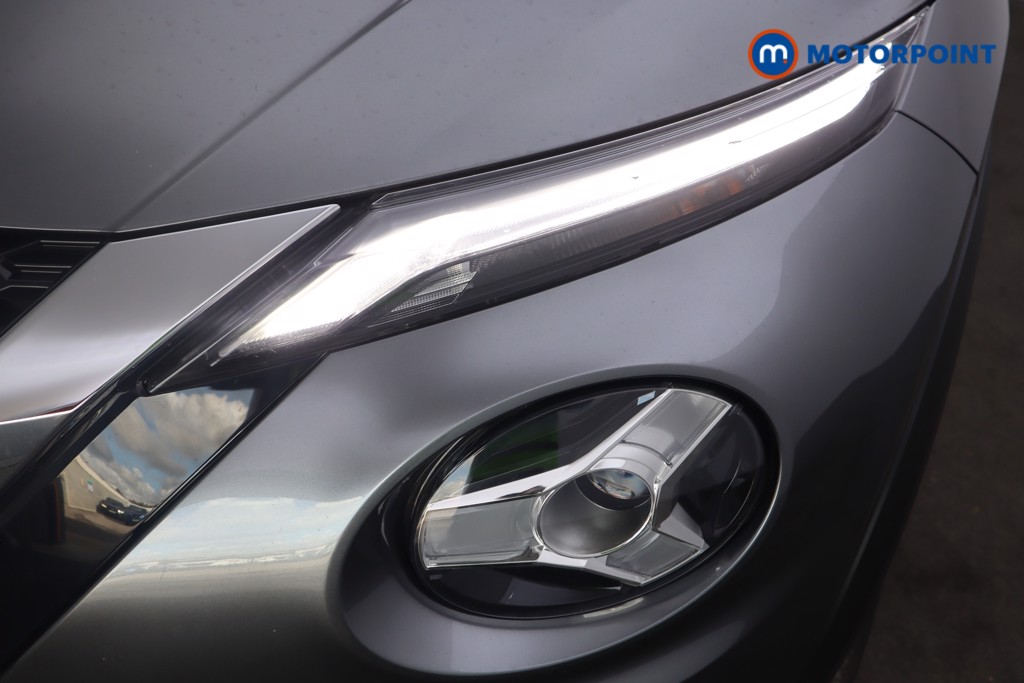 Nissan Juke N-Connecta Automatic Petrol SUV - Stock Number (1545556) - 23rd supplementary image