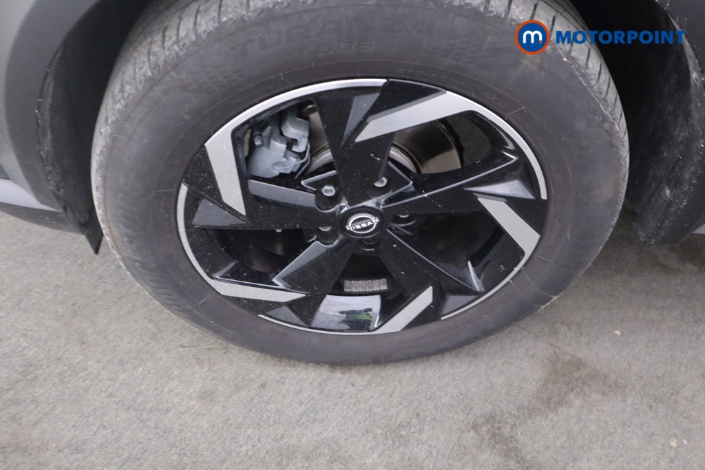 Nissan Juke N-Connecta Automatic Petrol SUV - Stock Number (1545556) - 26th supplementary image