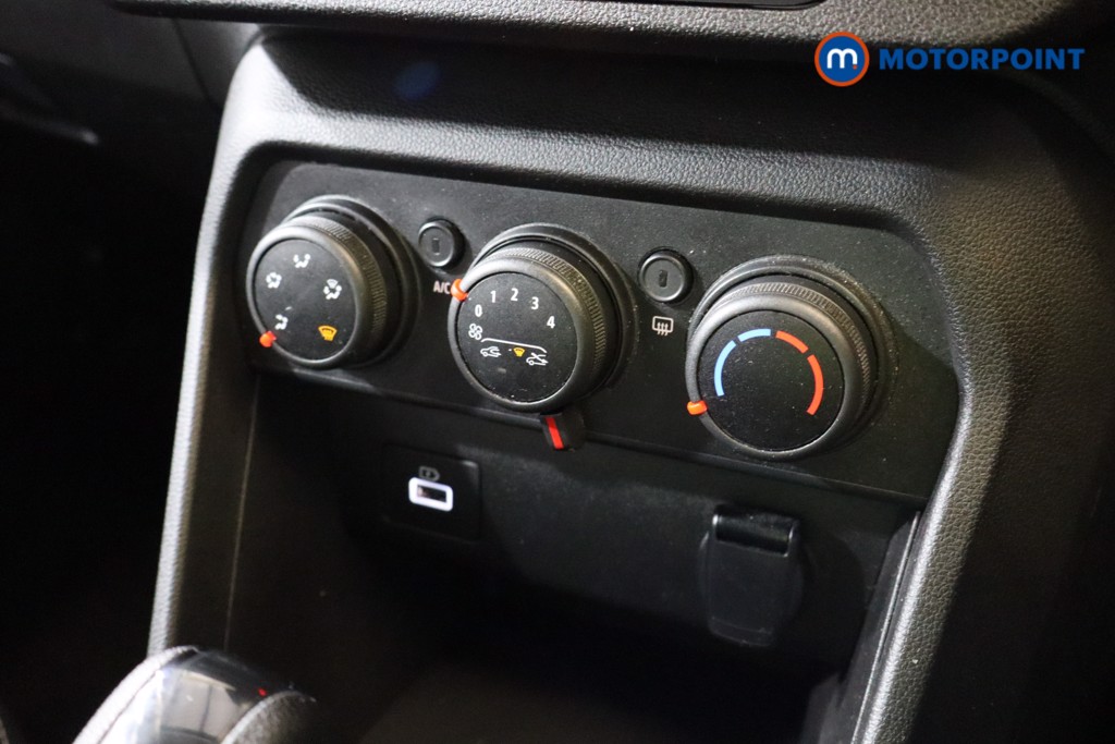 Dacia Sandero Stepway Comfort Automatic Petrol Hatchback - Stock Number (1559236) - 11th supplementary image