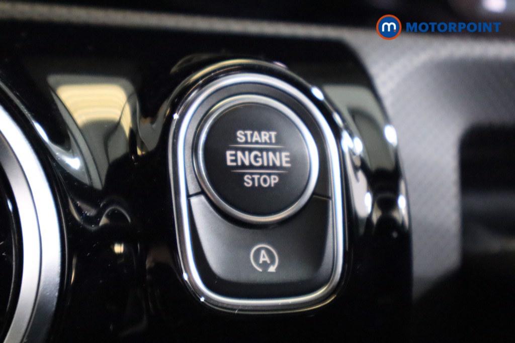 Mercedes-Benz A Class Amg Line Automatic Diesel Hatchback - Stock Number (1560226) - 11th supplementary image