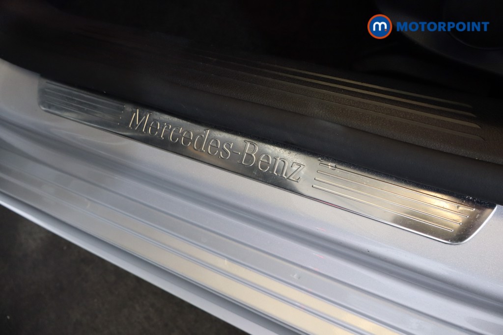 Mercedes-Benz A Class Amg Line Automatic Diesel Hatchback - Stock Number (1560226) - 17th supplementary image