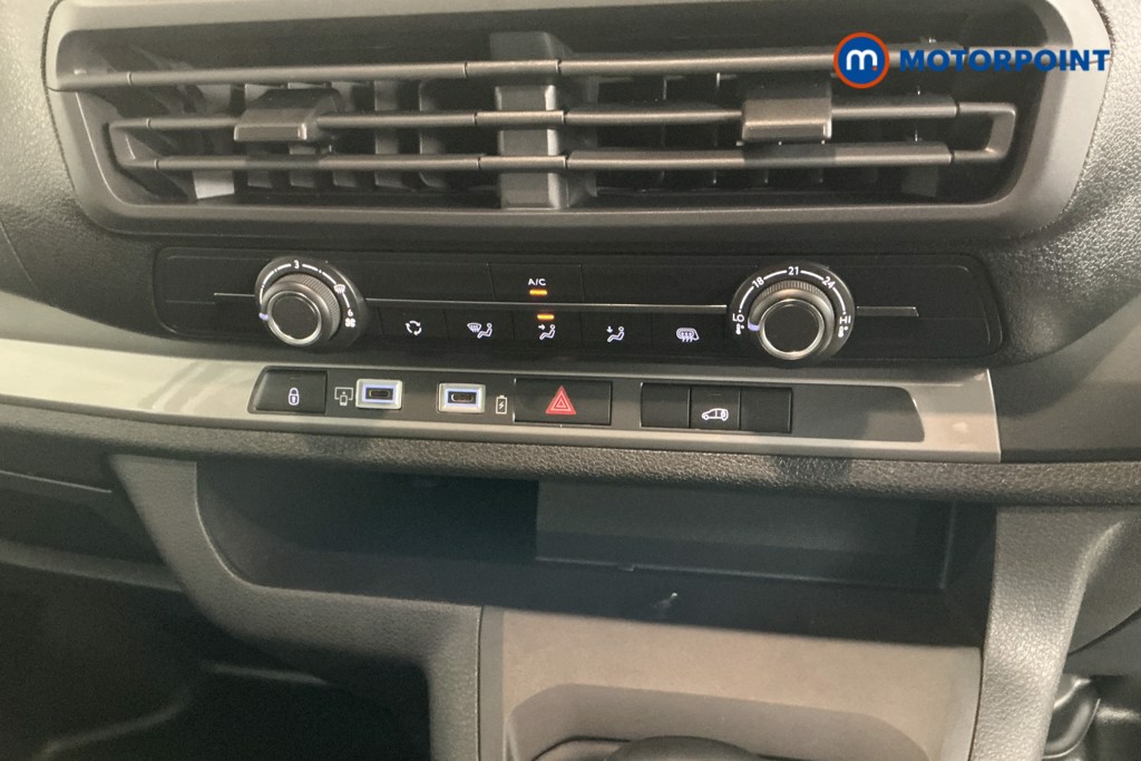 Vauxhall Vivaro PRO Manual Diesel Panel Van - Stock Number (1567137) - 16th supplementary image