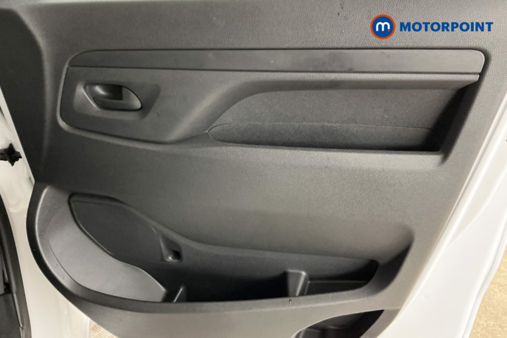 Vauxhall Vivaro PRO Manual Diesel Panel Van - Stock Number (1567137) - 21st supplementary image