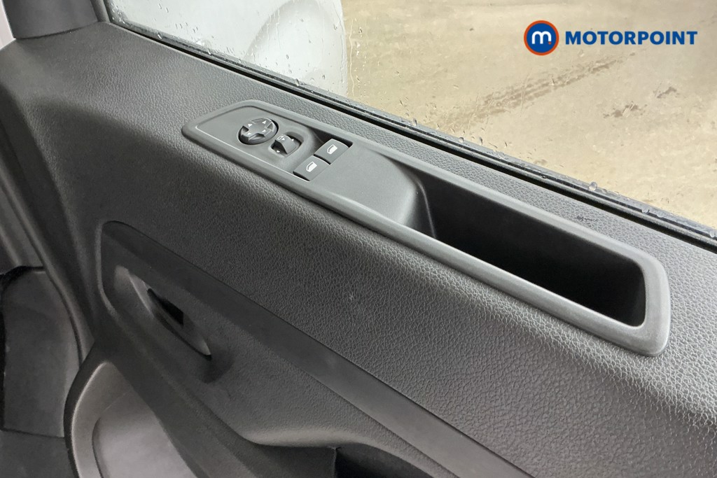 Vauxhall Vivaro PRO Manual Diesel Panel Van - Stock Number (1567137) - 22nd supplementary image