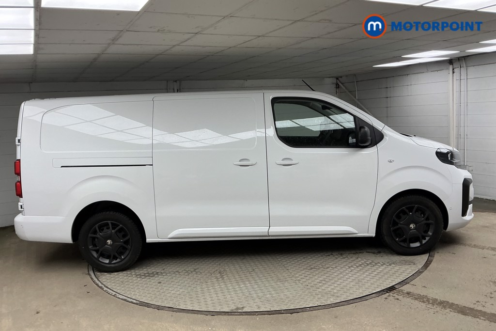 Vauxhall Vivaro PRO Manual Diesel Panel Van - Stock Number (1567137) - Drivers side