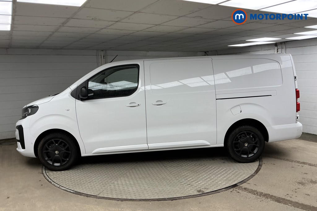Vauxhall Vivaro PRO Manual Diesel Panel Van - Stock Number (1567137) - Passenger side