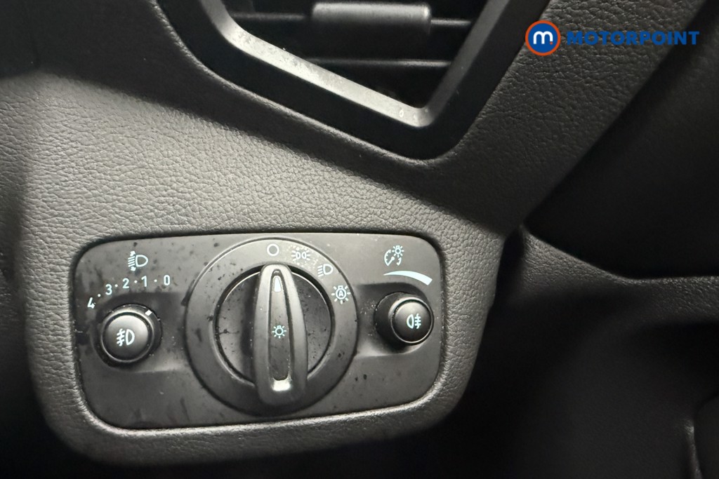 Ford Kuga St-Line Manual Petrol SUV - Stock Number (1568151) - 13th supplementary image