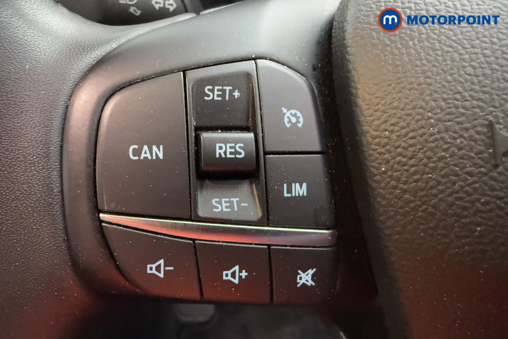 Ford Focus Active Manual Petrol Hatchback - Stock Number (1568615) - 4th supplementary image
