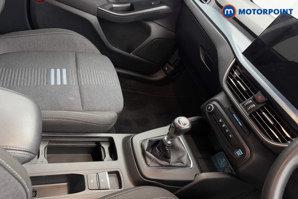 Ford Focus Active Manual Petrol Hatchback - Stock Number (1568615) - 18th supplementary image