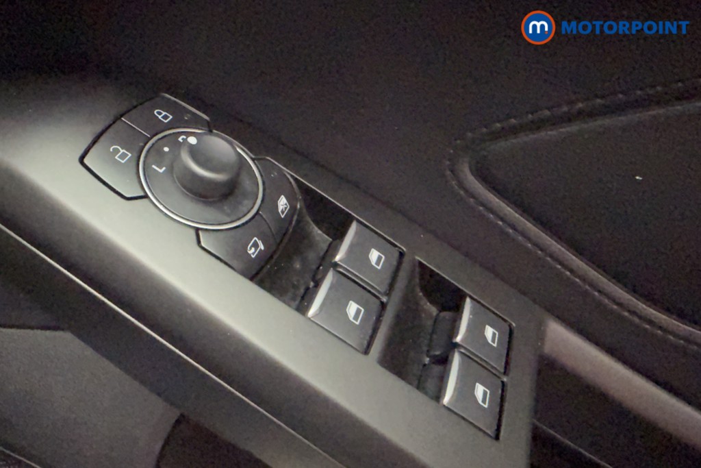 Ford Focus Active Manual Petrol Hatchback - Stock Number (1568615) - 21st supplementary image