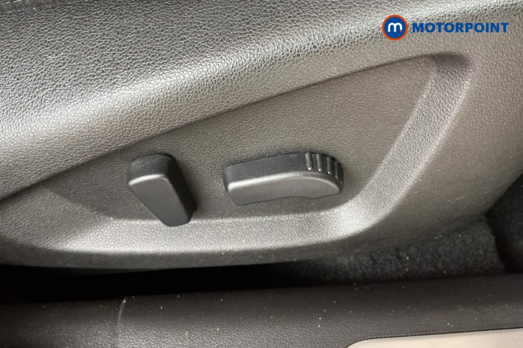 Renault Kadjar Gt Line Manual Petrol SUV - Stock Number (1569358) - 21st supplementary image