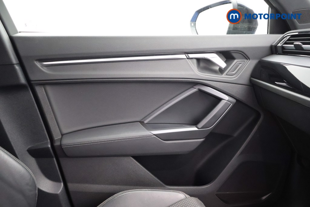 Audi Q3 Black Edition Automatic Diesel SUV - Stock Number (1569965) - 2nd supplementary image