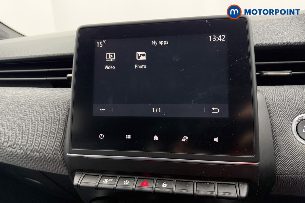 Renault Clio Techno Manual Petrol Hatchback - Stock Number (1570192) - 10th supplementary image