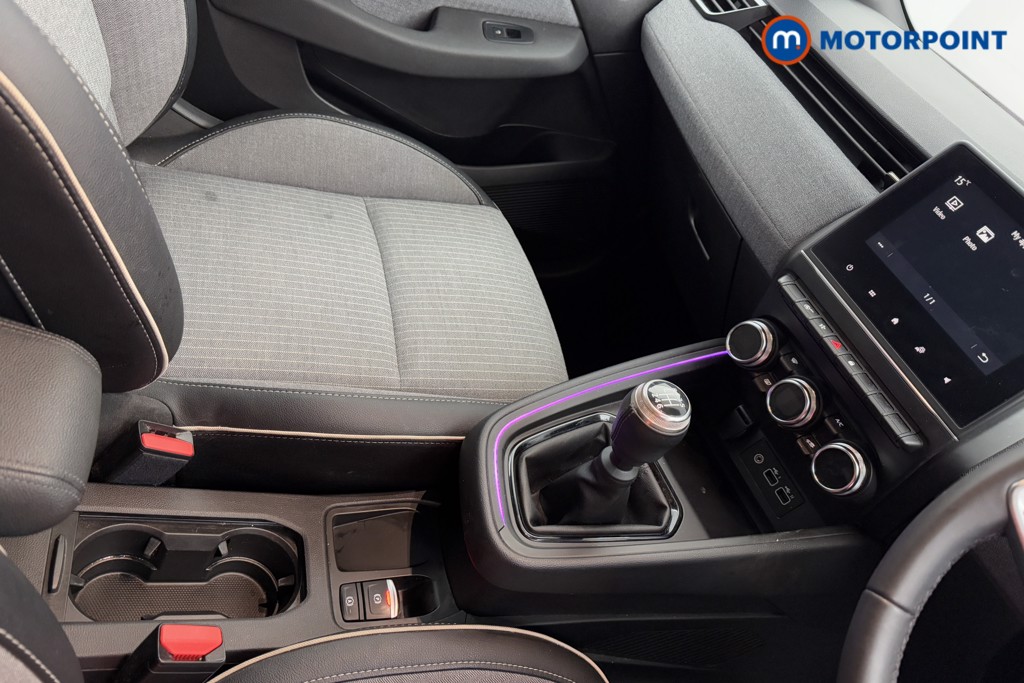 Renault Clio Techno Manual Petrol Hatchback - Stock Number (1570192) - 16th supplementary image