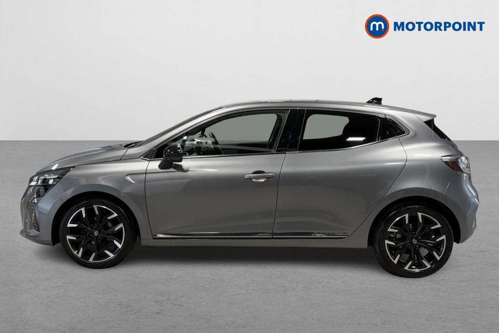 Renault Clio Techno Manual Petrol Hatchback - Stock Number (1570192) - Passenger side