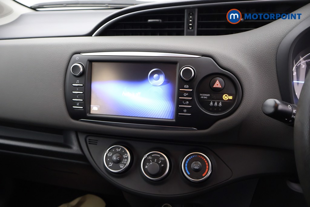 Toyota Yaris Icon Automatic Petrol Hatchback - Stock Number (1570595) - 5th supplementary image