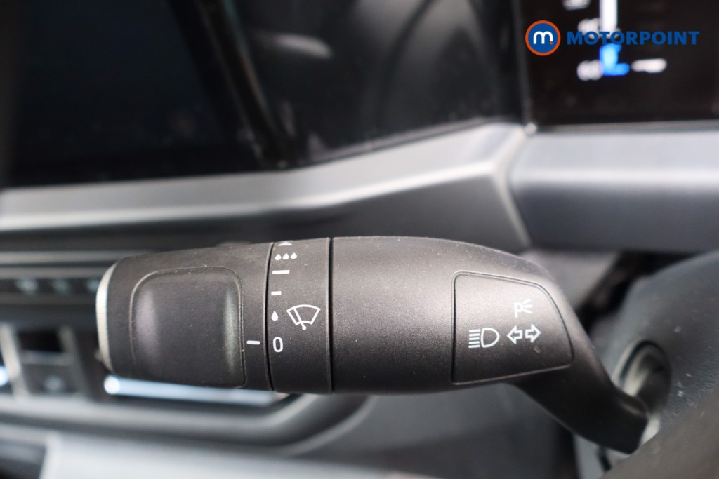 Ford Transit Custom Limited Manual Diesel Panel Van - Stock Number (1570654) - 9th supplementary image