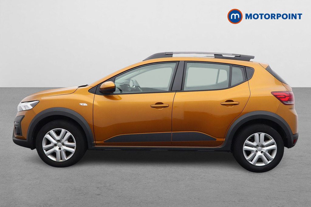 Dacia Sandero Stepway Expression Manual Petrol Hatchback - Stock Number (1570754) - Passenger side