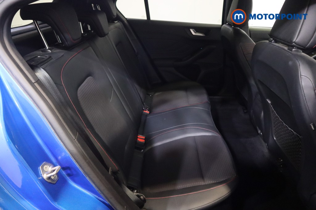 Ford Focus St-Line X Manual Petrol Hatchback - Stock Number (1571117) - 7th supplementary image