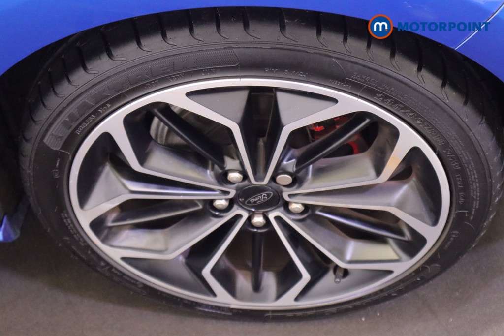 Ford Focus St-Line X Manual Petrol Hatchback - Stock Number (1571117) - 9th supplementary image