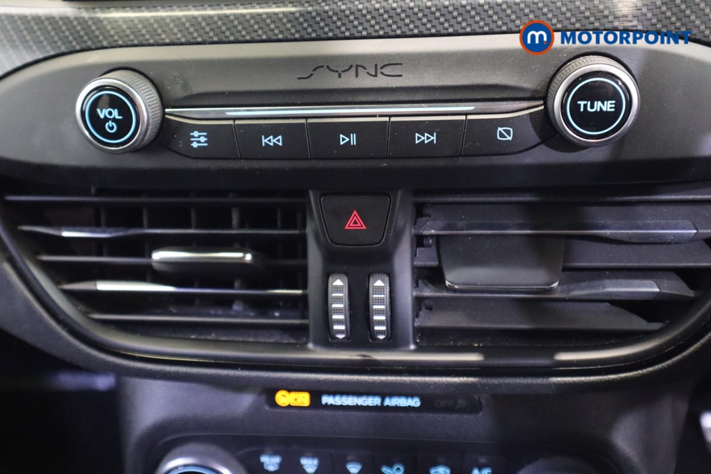 Ford Focus St-Line X Manual Petrol Hatchback - Stock Number (1571117) - 21st supplementary image