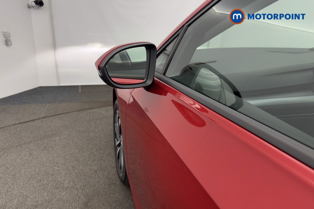 Volkswagen Golf Active Manual Petrol Hatchback - Stock Number (1571182) - 29th supplementary image