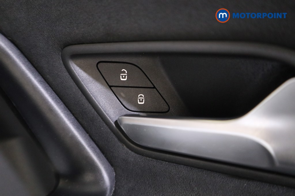 Mercedes-Benz A Class Amg Line Automatic Petrol Hatchback - Stock Number (1571461) - 11th supplementary image