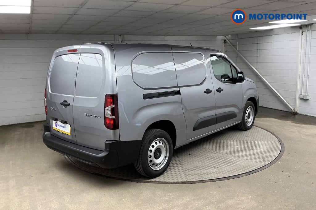 Citroen Berlingo Enterprise Manual Diesel Crew Bus - Stock Number (1571559) - Drivers side rear corner