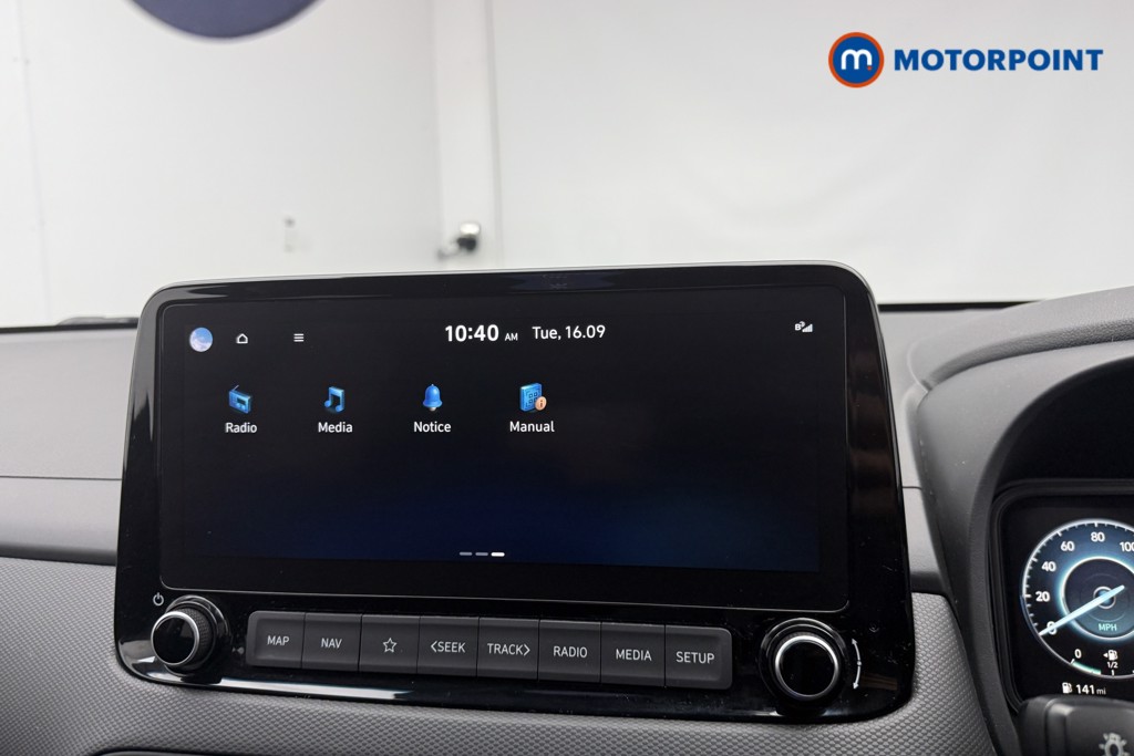 Hyundai Kona Premium Automatic Petrol-Electric Hybrid SUV - Stock Number (1571677) - 7th supplementary image