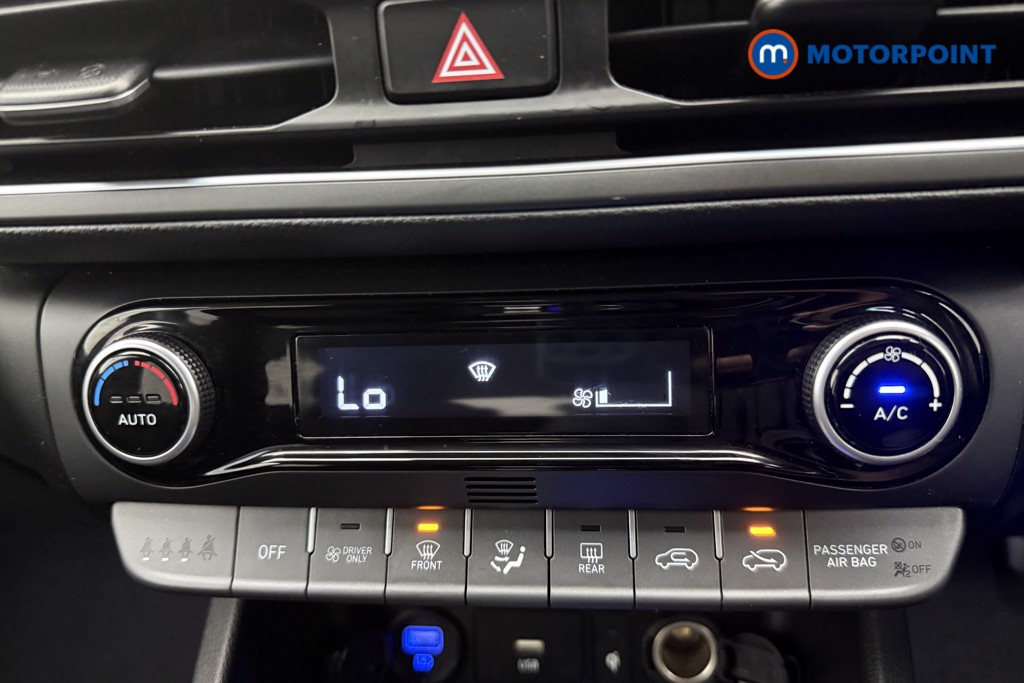 Hyundai Kona Premium Automatic Petrol-Electric Hybrid SUV - Stock Number (1571677) - 10th supplementary image