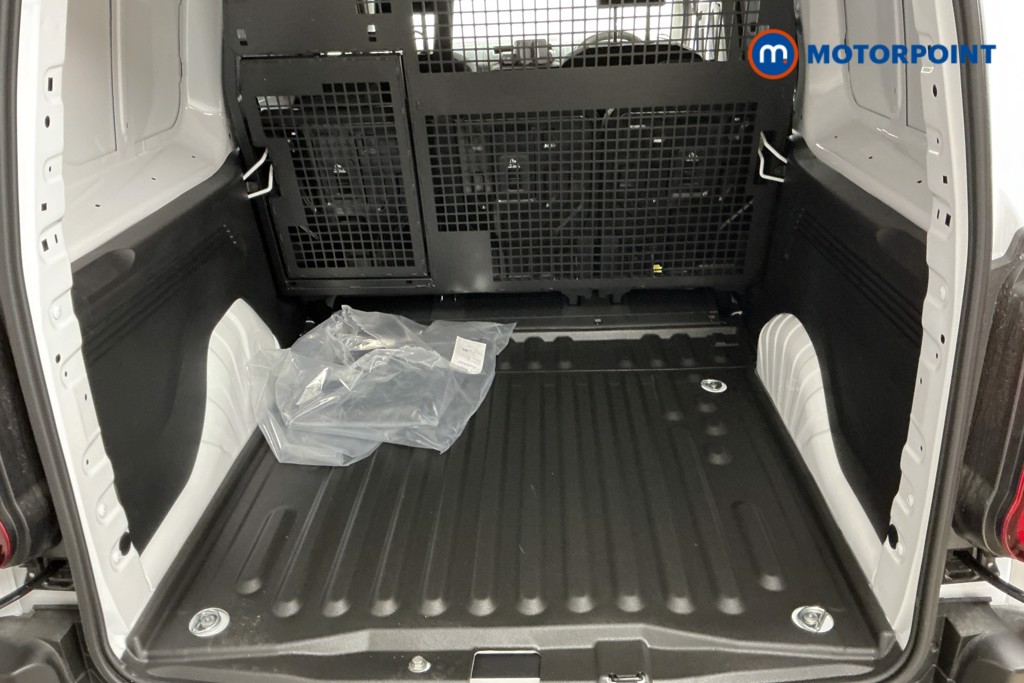 Citroen Berlingo Enterprise Manual Diesel Crew Bus - Stock Number (1571880) - 3rd supplementary image