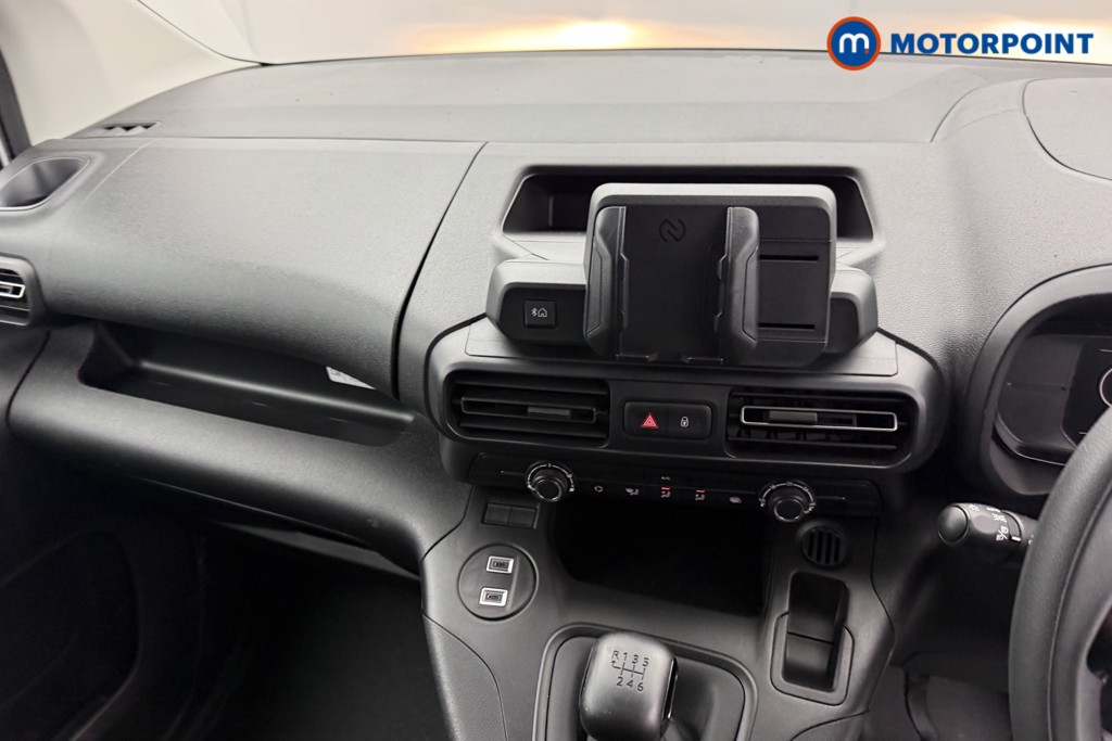 Citroen Berlingo Enterprise Manual Diesel Crew Bus - Stock Number (1571913) - 2nd supplementary image
