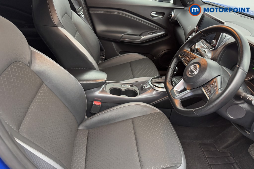 Nissan Juke N-Connecta Automatic Petrol SUV - Stock Number (1572644) - 20th supplementary image