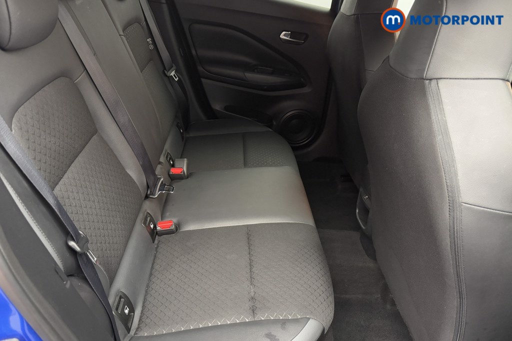 Nissan Juke N-Connecta Automatic Petrol SUV - Stock Number (1572644) - 22nd supplementary image