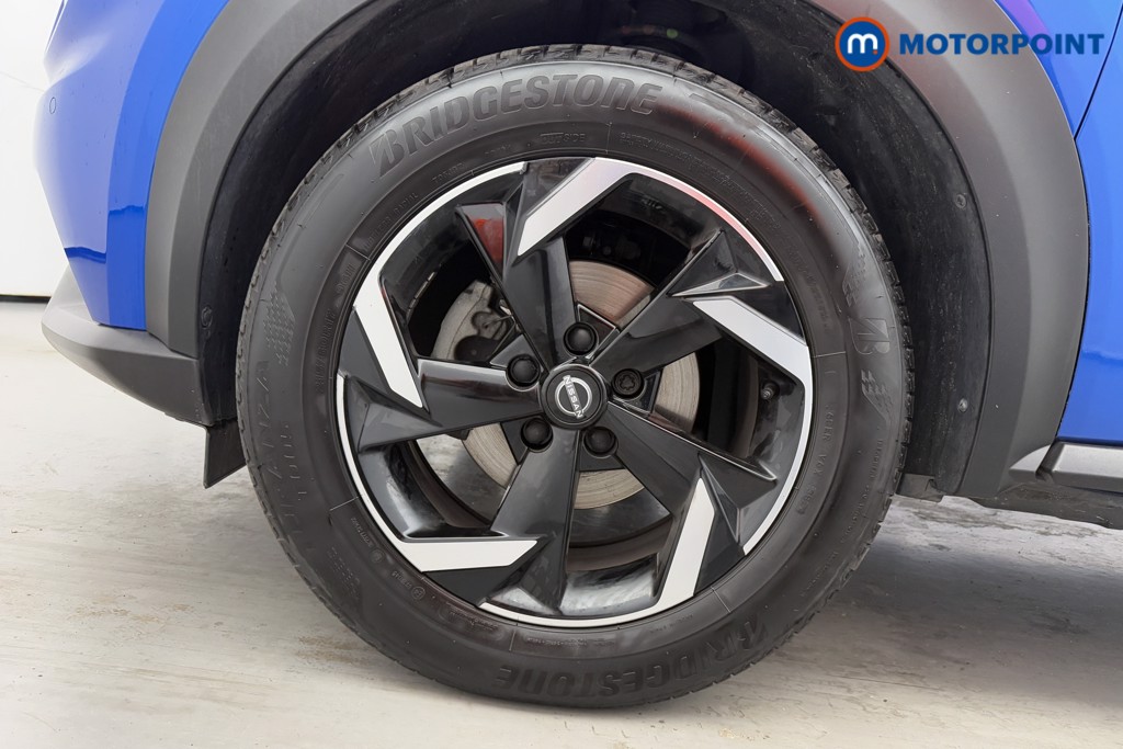 Nissan Juke N-Connecta Automatic Petrol SUV - Stock Number (1572644) - 33rd supplementary image