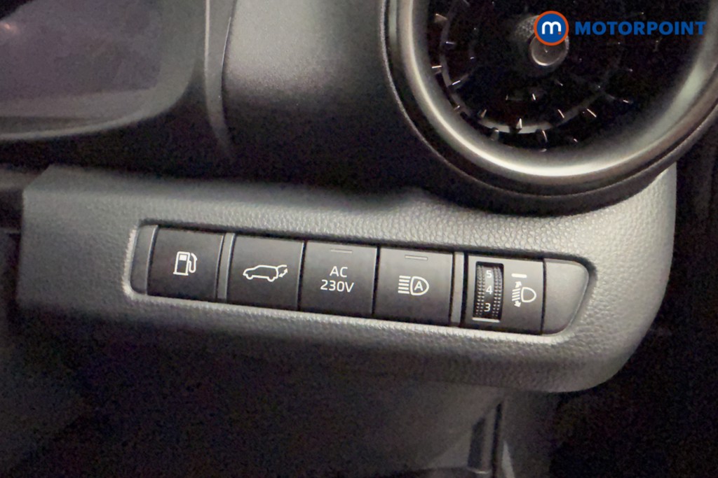 Toyota C-Hr Design Automatic Petrol Plug-In Hybrid SUV - Stock Number (1572726) - 15th supplementary image