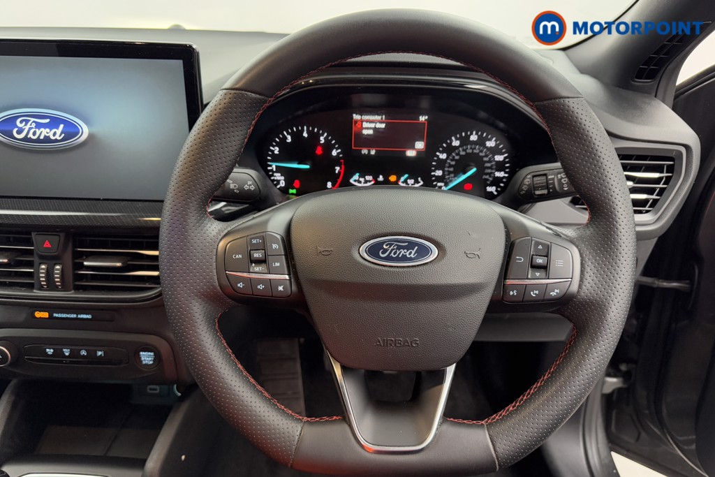 Ford Focus St-Line Edition Manual Petrol-Electric Hybrid Hatchback - Stock Number (1573610) - 3rd supplementary image
