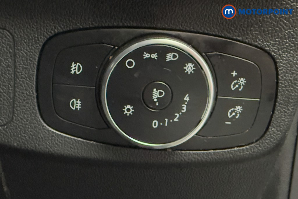 Ford Focus St-Line Edition Manual Petrol-Electric Hybrid Hatchback - Stock Number (1573610) - 16th supplementary image