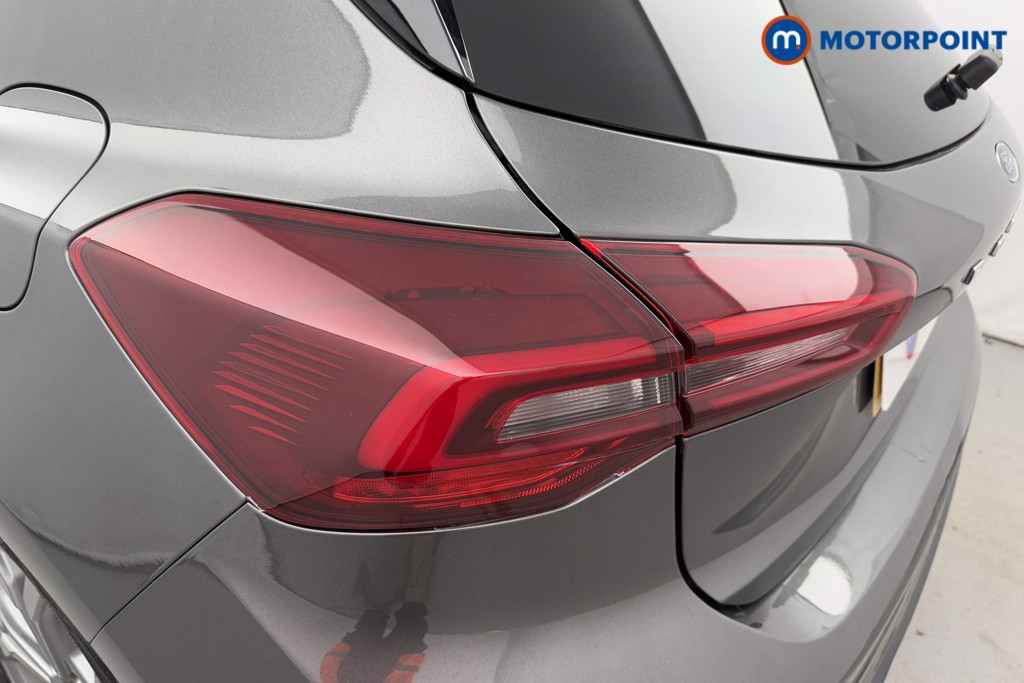 Ford Focus St-Line Edition Manual Petrol-Electric Hybrid Hatchback - Stock Number (1573610) - 25th supplementary image