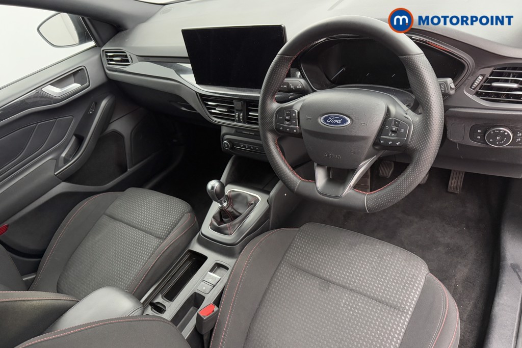 Ford Focus St-Line Edition Manual Petrol-Electric Hybrid Hatchback - Stock Number (1573610) - 1st supplementary image