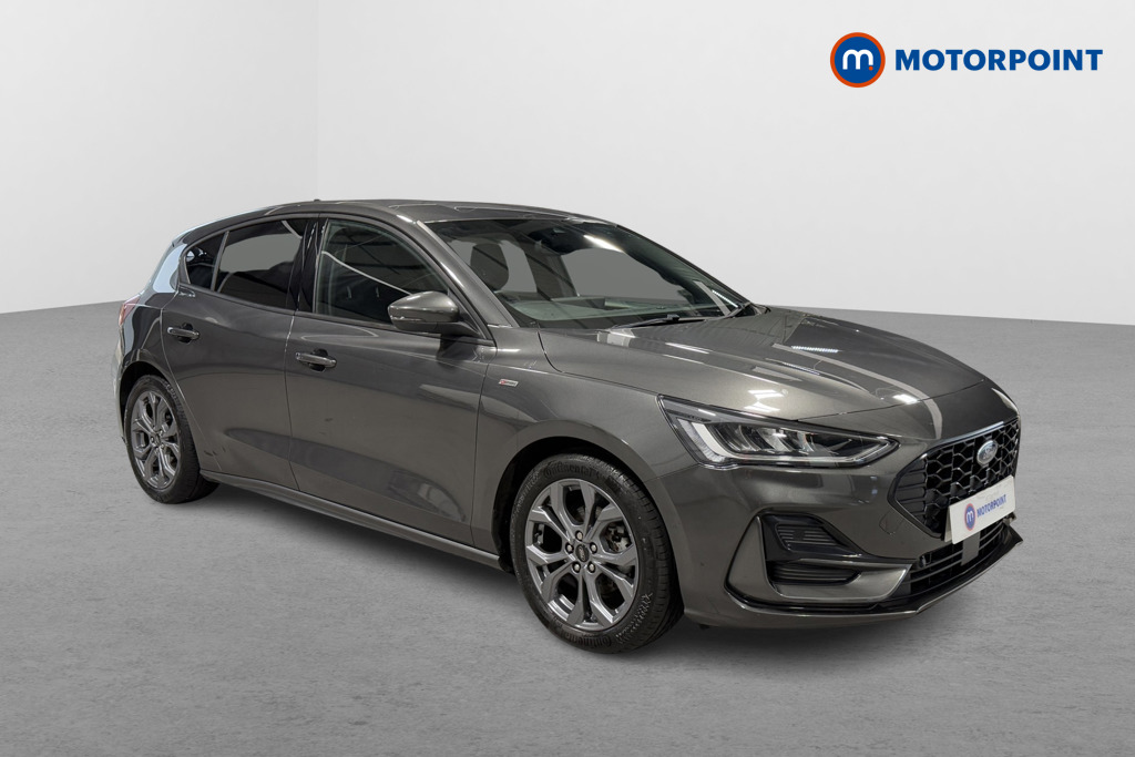 Ford Focus St-Line Edition Manual Petrol-Electric Hybrid Hatchback - Stock Number (1573610) - Drivers side front corner