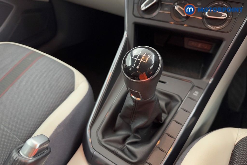 Volkswagen Polo Beats Manual Petrol Hatchback - Stock Number (1574003) - 12th supplementary image