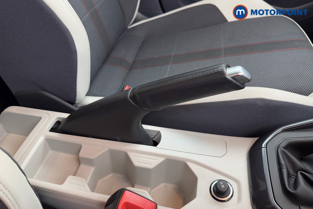 Volkswagen Polo Beats Manual Petrol Hatchback - Stock Number (1574003) - 13th supplementary image