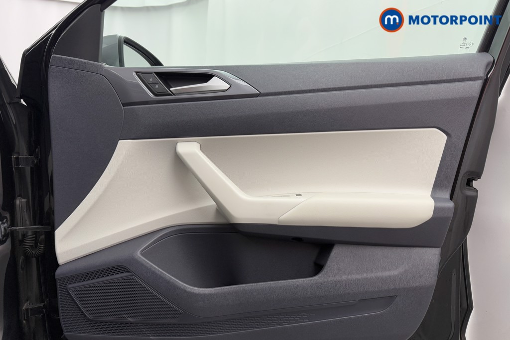 Volkswagen Polo Beats Manual Petrol Hatchback - Stock Number (1574003) - 16th supplementary image