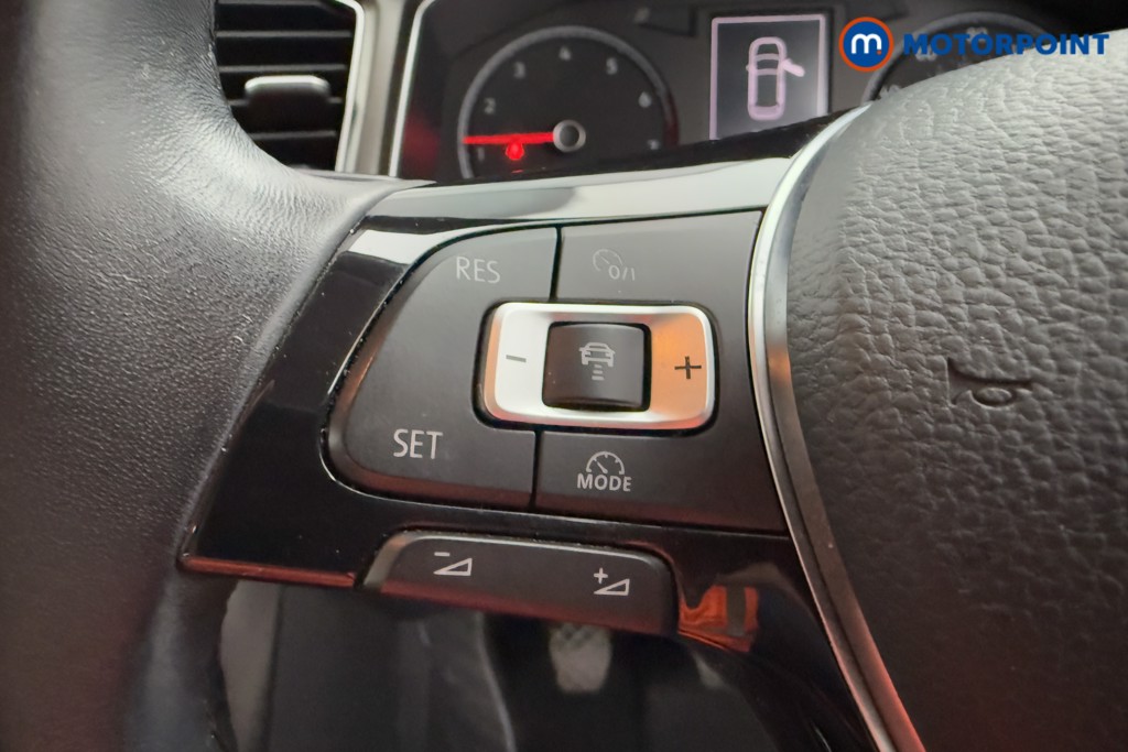 Volkswagen T-Roc SE Manual Petrol SUV - Stock Number (1574054) - 4th supplementary image