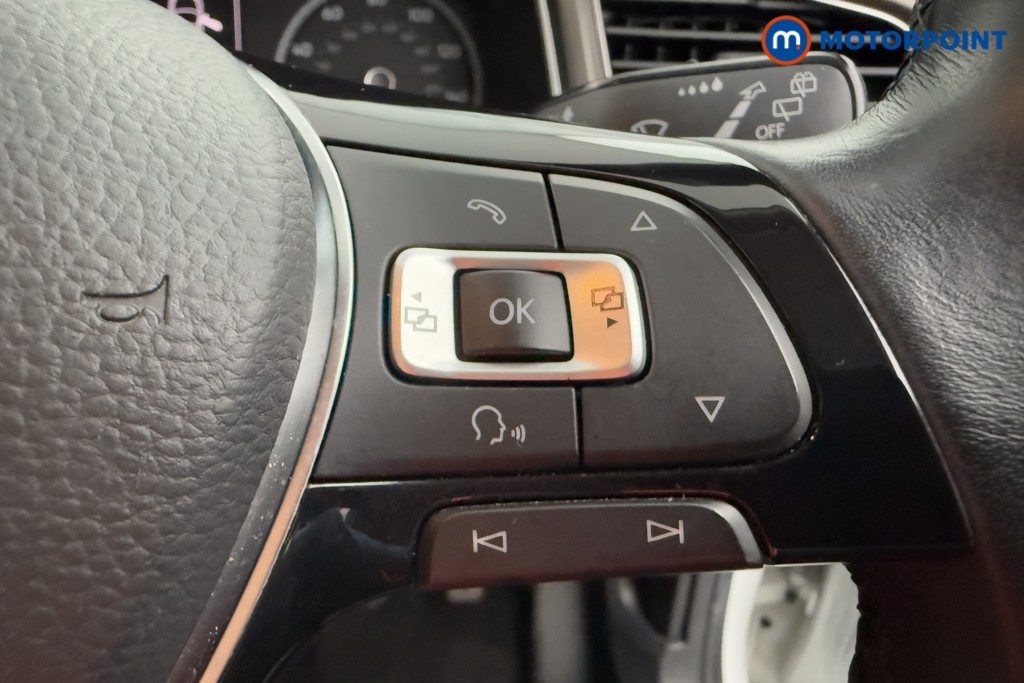 Volkswagen T-Roc SE Manual Petrol SUV - Stock Number (1574054) - 5th supplementary image