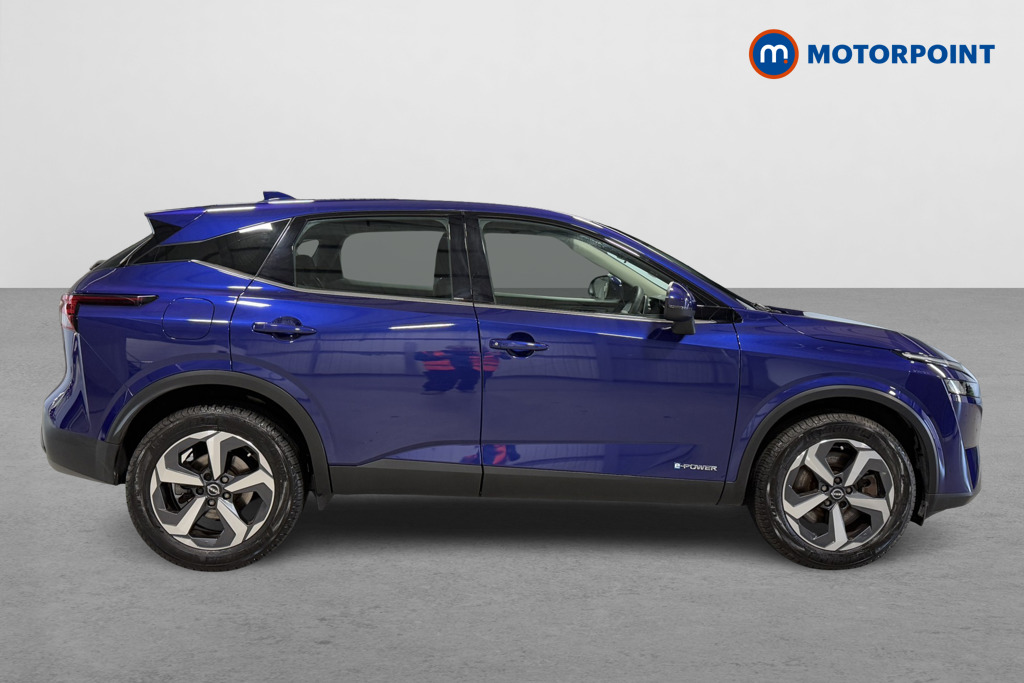 Nissan Qashqai Acenta Premium Automatic Petrol-Electric Hybrid SUV - Stock Number (1574068) - Drivers side
