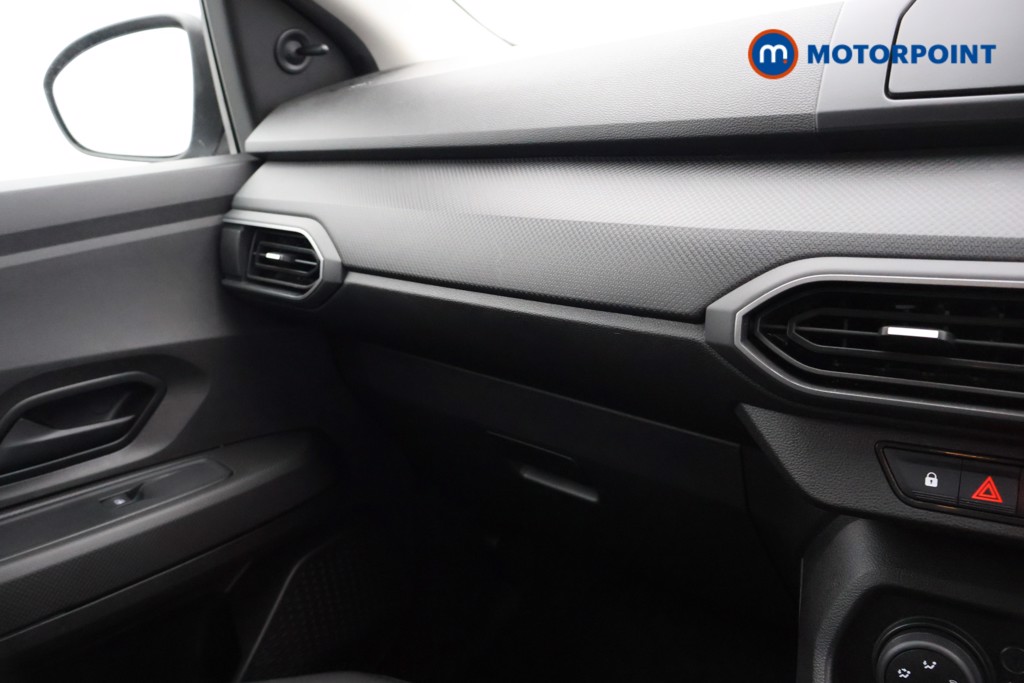 Dacia Jogger Essential Manual Petrol People Carrier - Stock Number (1574194) - 6th supplementary image